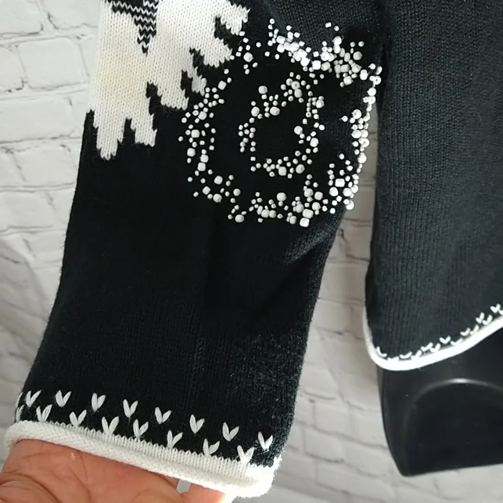 Susan Bristol Black and White Sweater Jacket